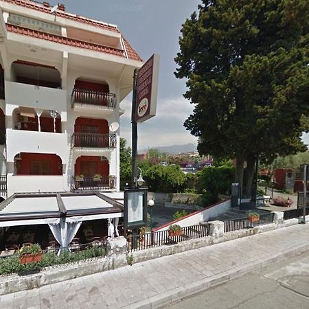 Baia Degli Dei Διαμέρισμα Giardini Naxos Εξωτερικό φωτογραφία