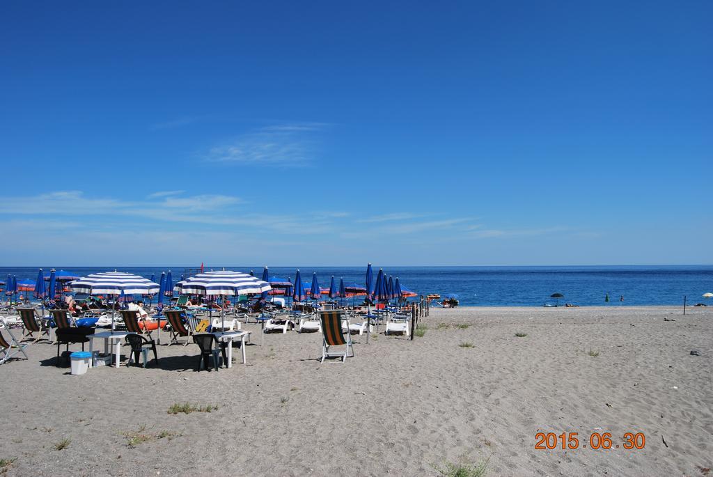 Baia Degli Dei Διαμέρισμα Giardini Naxos Εξωτερικό φωτογραφία